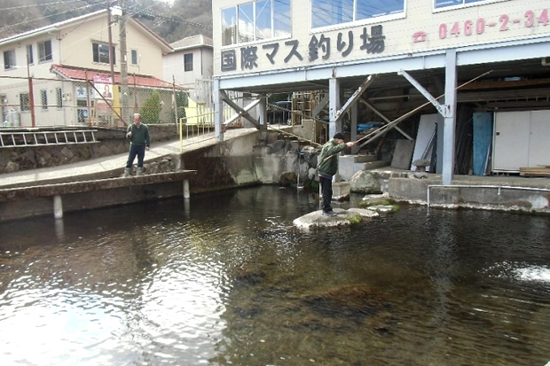 宮城野国際ます釣場